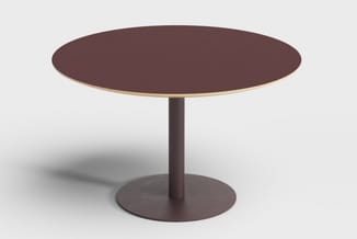 Ronde tafel met donkerbruin blad en centraal voetsteun, modern design op neutrale achtergrond.