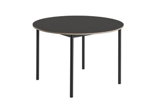 Ronde tafel met zwart blad en zwarte metalen poten, moderne uitvoering voor kantoorgebruik.
