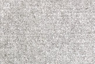 Grijze akoestische wandbekleding met fijne, poreuze textuur voor geluidsdemping in kantoorruimtes.