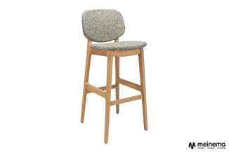 Houten barkruk met grijsgroen gestoffeerde zitting en rugleuning, grijsgemeleerd textielbekleding, natuurlijke houten poten m