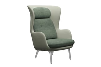 Ergonomische fauteuil met hoge rugleuning, groene geweven binnenzitting, grijs/beige buitenschaal en lichte houten poten.