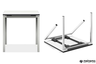 Uitschuiftafel met aluminium frame en zwart blad, getoond in gesloten en uitgeschoven positie met grijze poten en zwarte onde