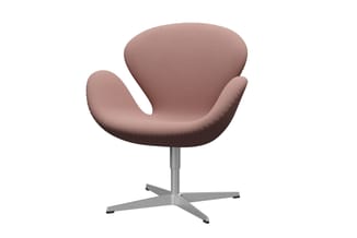 Moderne draaistoel met roze/mauve bekleding, ergonomische schaal-vormige zitting met armsteunen en vierpotige aluminium voet.