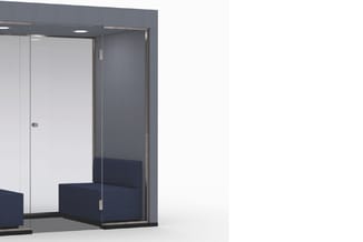 Glazen belcel met donkerblauwe zitbanken, grijze bovenkant, stalen frame en geïntegreerde verlichting.