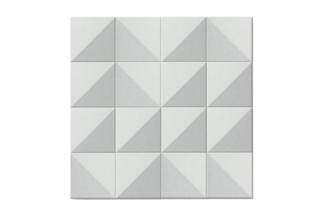 3D wandpanelen in grijs met driehoekige reliëfpatroon, 4x4 tegels gerangschikt in vierkant grid.